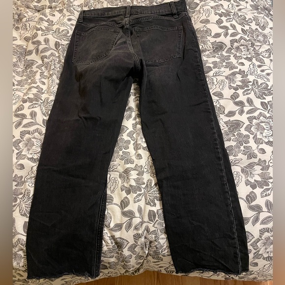 Gap Women’s Sky High Rise Cheeky Straight Jeans -Black Rinse - Picture 4 of 5